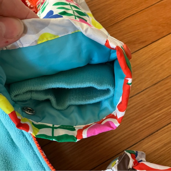 Baby Boden Colorful Floral One Piece Snowsuit Booties Fleece Lined 12-18 - Picture 7 of 13